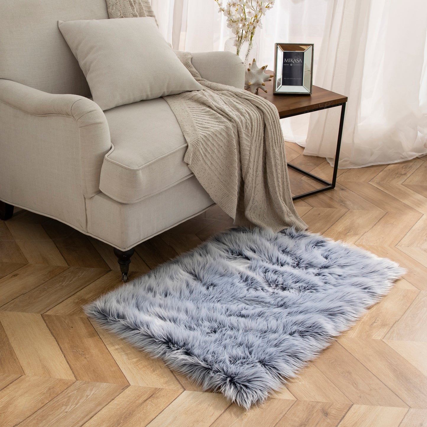 Deluxe Ultra Soft Faux Sheepskin Fur Series Fluffy Decorative Indoor Shag Area Rug, 2 x 3 Feet