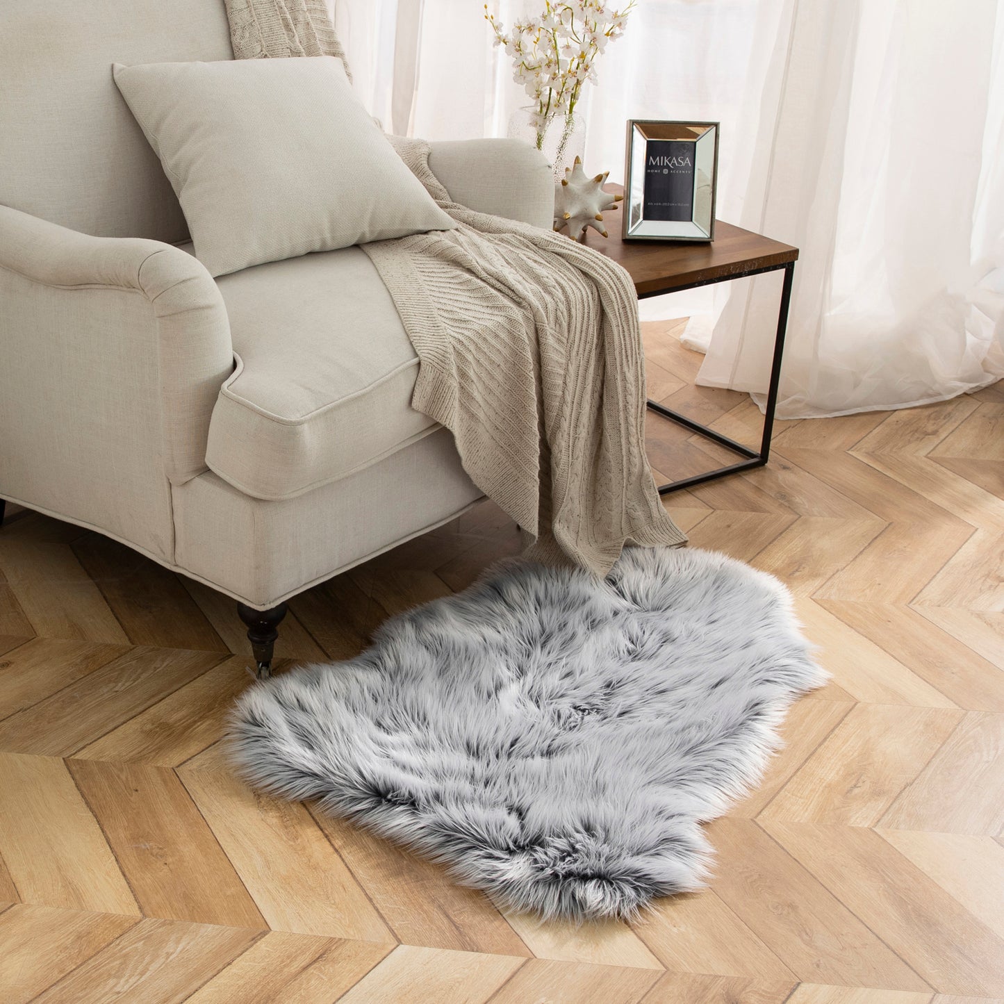 Deluxe Ultra Soft Faux Sheepskin Fur Series Fluffy Decorative Indoor Shag Area Rug, 2 x 3 Feet