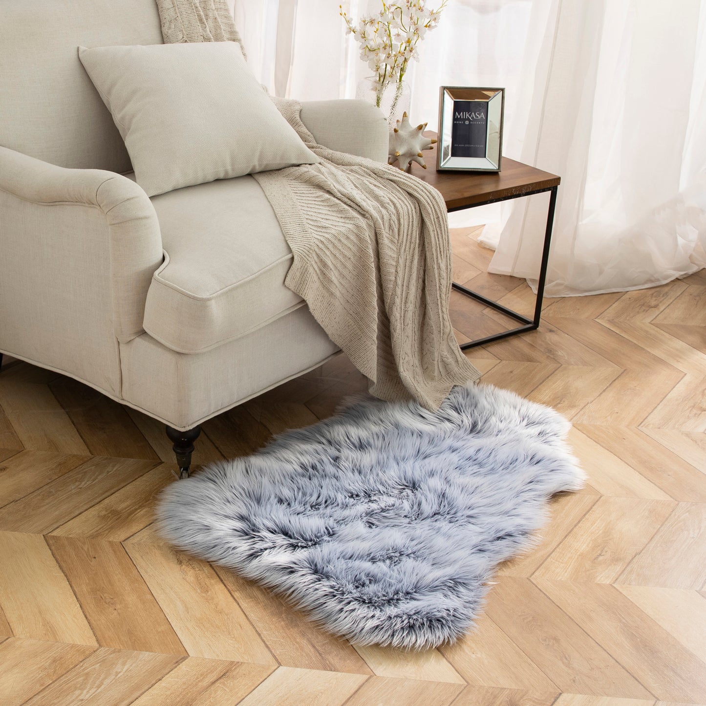Deluxe Ultra Soft Faux Sheepskin Fur Series Fluffy Decorative Indoor Shag Area Rug, 2 x 3 Feet